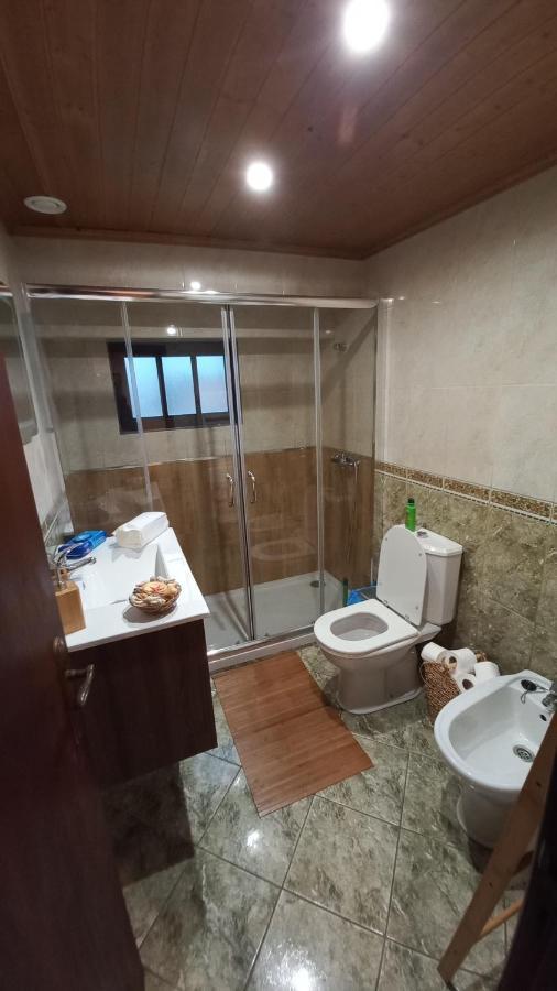 הוילה פארדס דה קורה Casa Da Rosa Porreiras מראה חיצוני תמונה